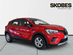 Röd Begagnad 2023 Renault Captur Zen SUV | 179 900 kr (Marknadspris)