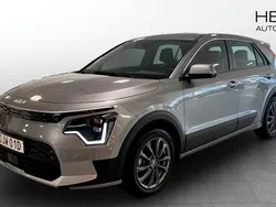 Grå (grey) Begagnad 2024 Kia e-Niro SUV | 379 900 kr (Dyr)