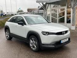 Vit Begagnad 2022 Mazda MX30 SUV | 164 500 kr (Bra pris)
