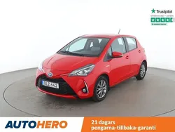 Röd Begagnad 2018 Toyota Yaris Hybrid Active Halvkombi | 168 000 kr (Marknadspris)