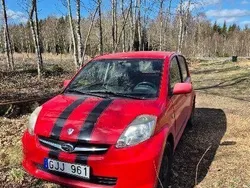 Röd Begagnad 2008 Subaru Justy Halvkombi | 15 000 kr