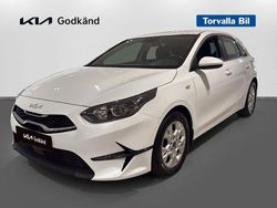 Vit Begagnad 2021 Kia Ceed Halvkombi | 169 900 kr (Bra pris)