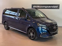 Blå Ny 2025 Mercedes V300 Minibuss | 961 728 kr (Marknadspris)