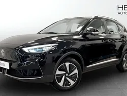 Svart (black) Begagnad 2021 MG ZS Luxury Sedan | 244 900 kr (Superpris)