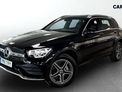 Svart (black) Begagnad 2022 Mercedes GLC300e AMG line SUV | 479 900 kr (Marknadspris)