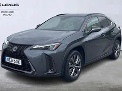Grå Begagnad 2023 Lexus UX 250h Sport Design Packet SUV | 339 000 kr (Marknadspris)