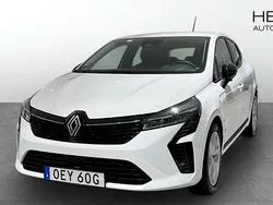 Vit (white) Begagnad 2024 Renault Clio V Halvkombi | 209 900 kr (Marknadspris)