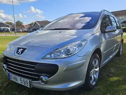 Grå Begagnad 2007 Peugeot 307 Kombi | 31 000 kr (Marknadspris)