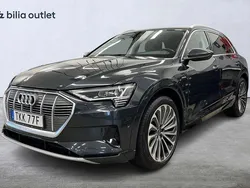 Mörkgrå Begagnad 2022 Audi e-tron SUV | 349 900 kr (Marknadspris)