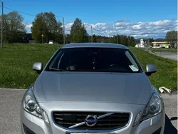 Grå Begagnad 2011 Volvo S60 Summum Sedan | 85 000 kr (Marknadspris)