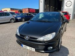 Svart Begagnad 2004 Peugeot 206 CC Cab | 29 800 kr (Lite dyr)