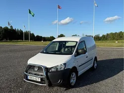Vit Begagnad 2013 VW Caddy Minibuss | 58 000 kr (Marknadspris)