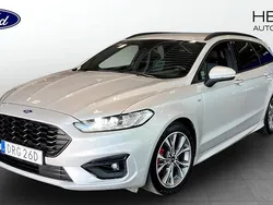 Grå (silver) Begagnad 2021 Ford Mondeo ST-Line Kombi | 229 900 kr (Marknadspris)