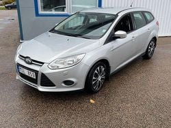 Grå (gråmetallic) Begagnad 2012 Ford Focus Trend Kombi | 42 500 kr (Marknadspris)