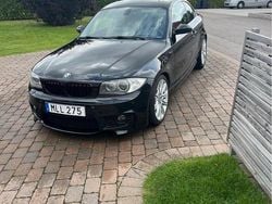 Svart Begagnad 2008 BMW 123 Coupé Advantage Sportkupé | 100 000 kr