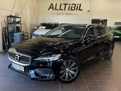 Svart Begagnad 2020 Volvo V60 Kombi | 334 900 kr