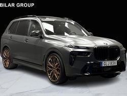 Grå Begagnad 2024 BMW X7 M Sport SUV | 1 399 000 kr (Marknadspris)