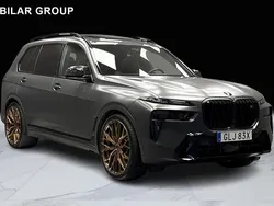 Grå Begagnad 2024 BMW X7 M Sport SUV | 1 449 000 kr