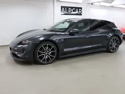 Grå Begagnad 2022 Porsche Taycan Sport Turismo Sedan | 719 900 kr (Bra pris)