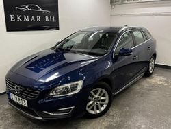 Blå Begagnad 2015 Volvo V60 Ocean Race Kombi | 134 900 kr