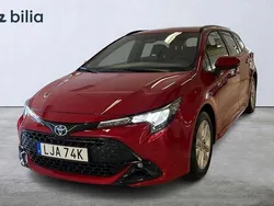 Röd Begagnad 2024 Toyota Corolla Active Kombi | 309 900 kr (Marknadspris)