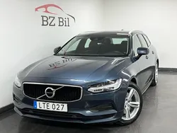 Mörkblå (blå) Begagnad 2019 Volvo V90 Momentum Kombi | 199 900 kr (Marknadspris)