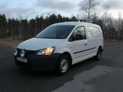 Vit Begagnad 2015 VW Caddy Minibuss | 99 900 kr (Marknadspris)