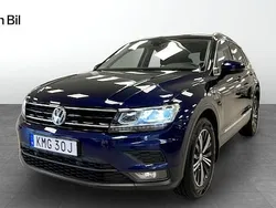 Blå Begagnad 2019 VW Tiguan Comfortline SUV | 279 000 kr (Marknadspris)