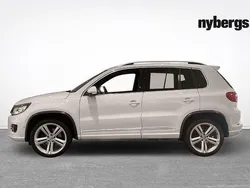 Vit Begagnad 2016 VW Tiguan R-line SUV | 170 000 kr (Superpris)