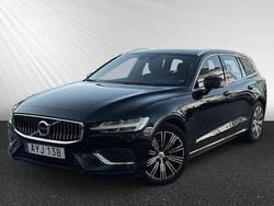 Svart Begagnad 2020 Volvo V60 Inscription Kombi | 279 900 kr (Marknadspris)