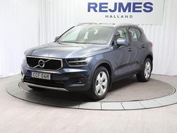 Mörkblå Begagnad 2021 Volvo XC40 Pro SUV | 309 500 kr (Marknadspris)