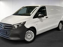 Vit (white) Begagnad 2025 Mercedes Vito Minibuss | 474 875 kr (Bra pris)