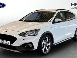 Vit (white) Begagnad 2020 Ford Focus Active Halvkombi | 189 900 kr (Marknadspris)