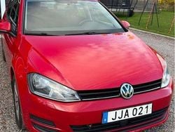 Röd Begagnad 2014 VW Golf VII Kombi | 59 000 kr (Bra pris)