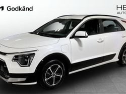 Vit (white) Begagnad 2024 Kia Niro SUV | 349 900 kr (Bra pris)