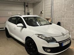 Vit Begagnad 2012 Renault Mégane GrandTour Kombi | 53 000 kr (Marknadspris)