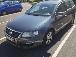 Grå Begagnad 2010 VW Passat Sportline Kombi | 7 000 kr