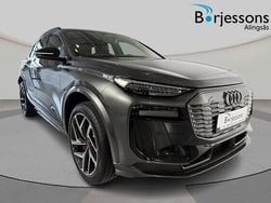 Daytonagrå pärleffekt Begagnad 2024 Audi SQ6 e-tron Sport SUV | 995 900 kr