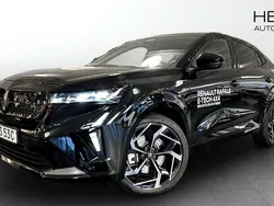 Svart (black) Begagnad 2024 Renault Rafale SUV | 579 900 kr