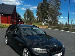 Svart Begagnad 2012 BMW 320 Efficient Dynamics Kombi | 70 000 kr (Marknadspris)