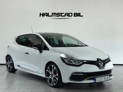 Vit Begagnad 2015 Renault Clio IV Trophy Halvkombi | 154 500 kr