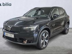 Svart Begagnad 2022 Volvo XC40 Core SUV | 355 000 kr