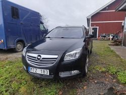 Svart Begagnad 2012 Opel Insignia Cosmo Kombi | 66 500 kr (Marknadspris)