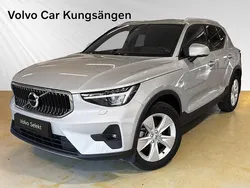Silver Begagnad 2024 Volvo XC40 Core SUV | 349 900 kr (Bra pris)