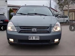 Grå Begagnad 2008 Kia Carnival 4 Minibuss | 29 000 kr
