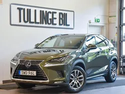 Grön Begagnad 2021 Lexus NX300h Luxury Line SUV | 359 800 kr (Superpris)
