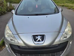 Grå Begagnad 2010 Peugeot 308 Halvkombi | 42 000 kr (Marknadspris)