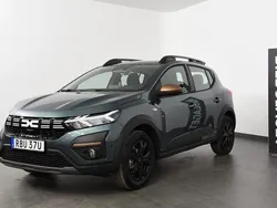 Grön Ny 2025 Dacia Sandero Extreme Halvkombi | 255 200 kr (Lite dyr)