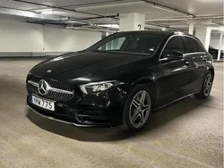 Svart Begagnad 2021 Mercedes A250 AMG Halvkombi | 280 000 kr (Bra pris)