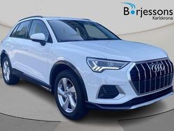 Vit Ny 2025 Audi Q3 Proline SUV | 399 900 kr (Marknadspris)